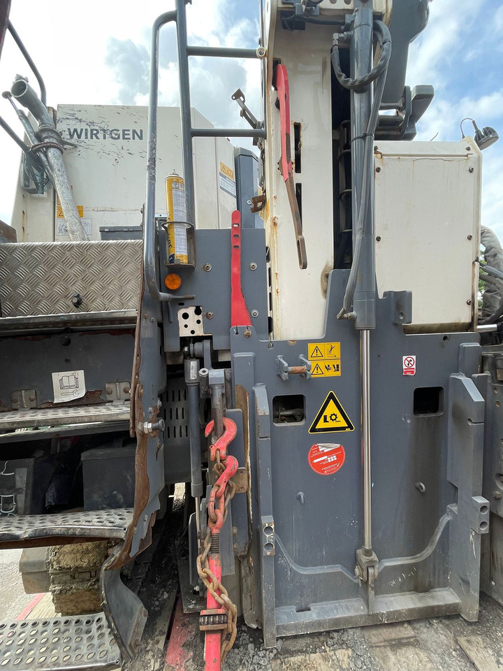 Wirtgen W 100 CFI - Asfalta frēze: foto 5 Wirtgen W 100 CFI - Asfalta frēze: foto 5