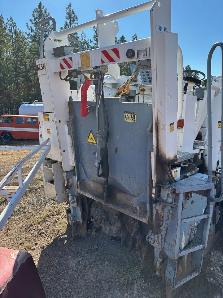 Wirtgen W 1200 F - Asfalta frēze: foto 5 Wirtgen W 1200 F - Asfalta frēze: foto 5