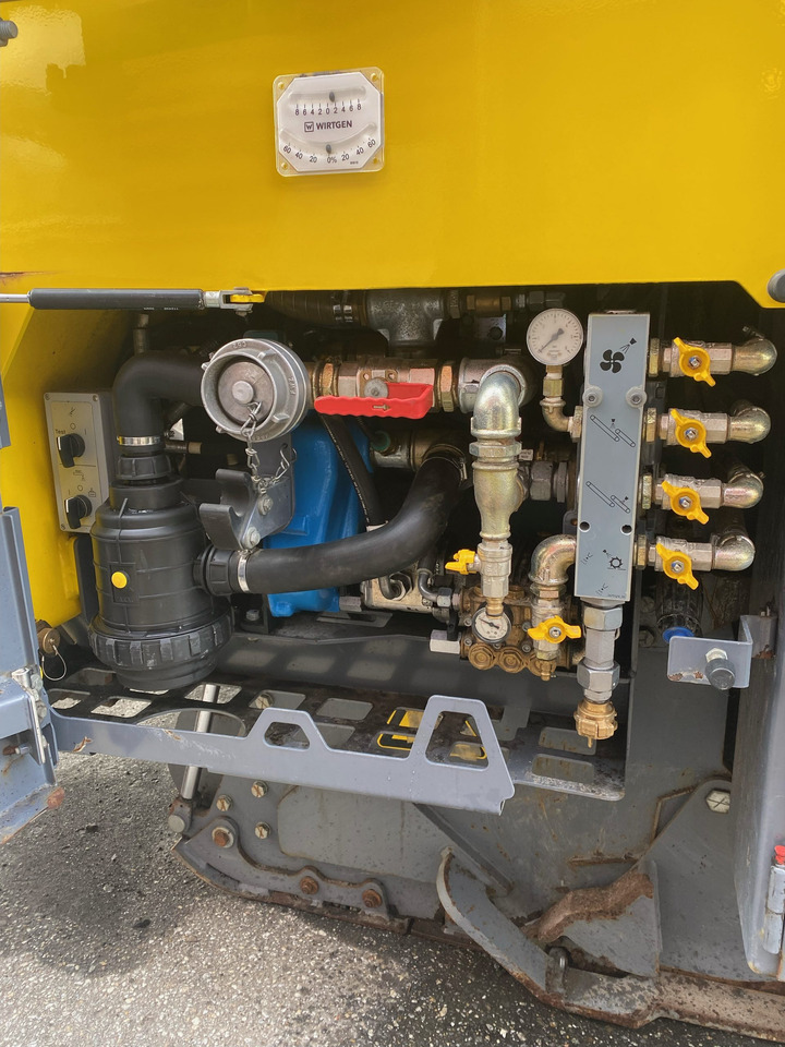 Wirtgen W 150 CFI - Asfalta frēze: foto 5 Wirtgen W 150 CFI - Asfalta frēze: foto 5