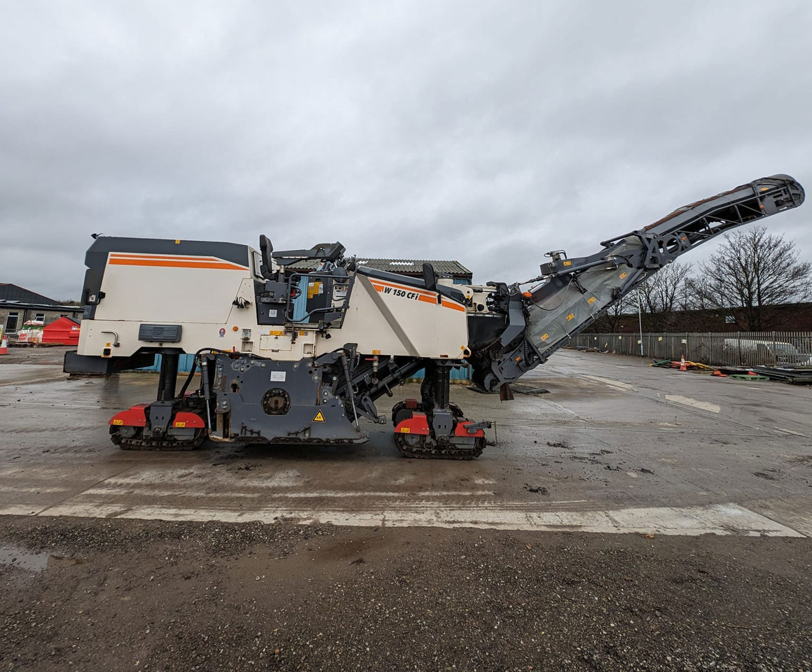 Wirtgen W 150 CFI - Asfalta frēze: foto 2 Wirtgen W 150 CFI - Asfalta frēze: foto 2