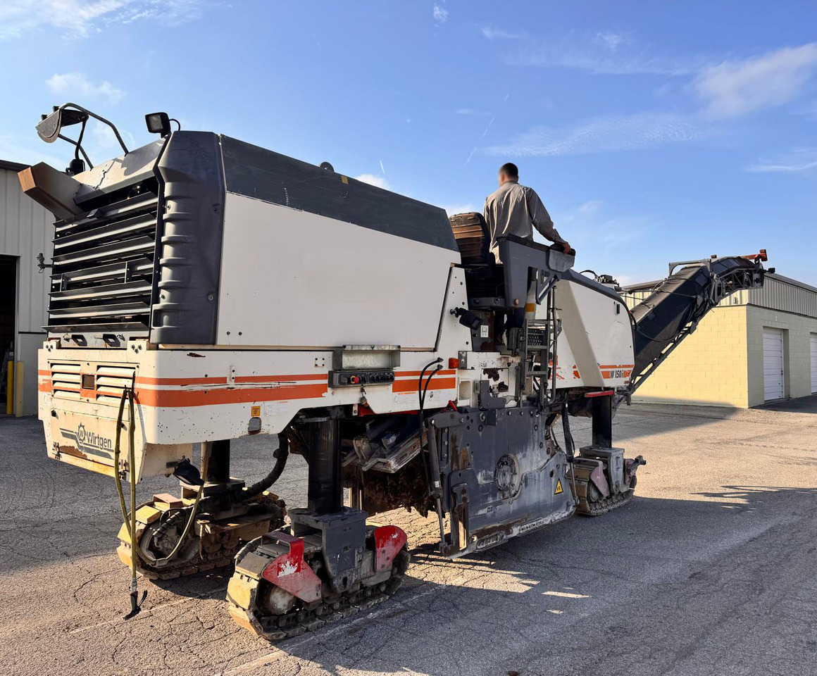 Wirtgen W 150 I - Asfalta frēze: foto 5 Wirtgen W 150 I - Asfalta frēze: foto 5