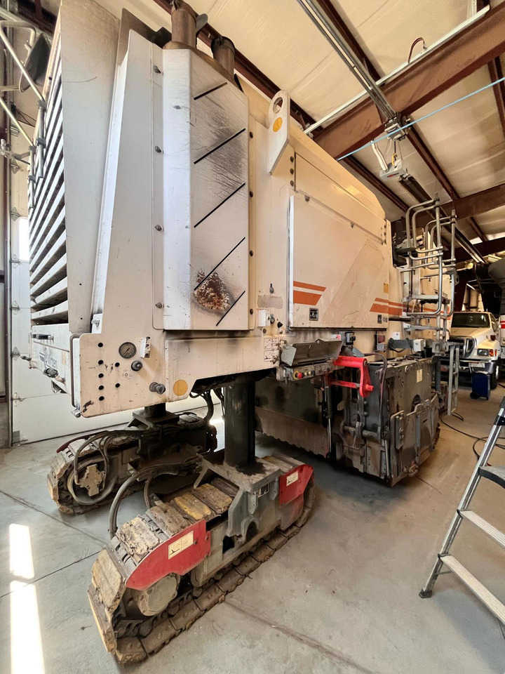 Wirtgen W 2000 - Asfalta frēze: foto 5 Wirtgen W 2000 - Asfalta frēze: foto 5
