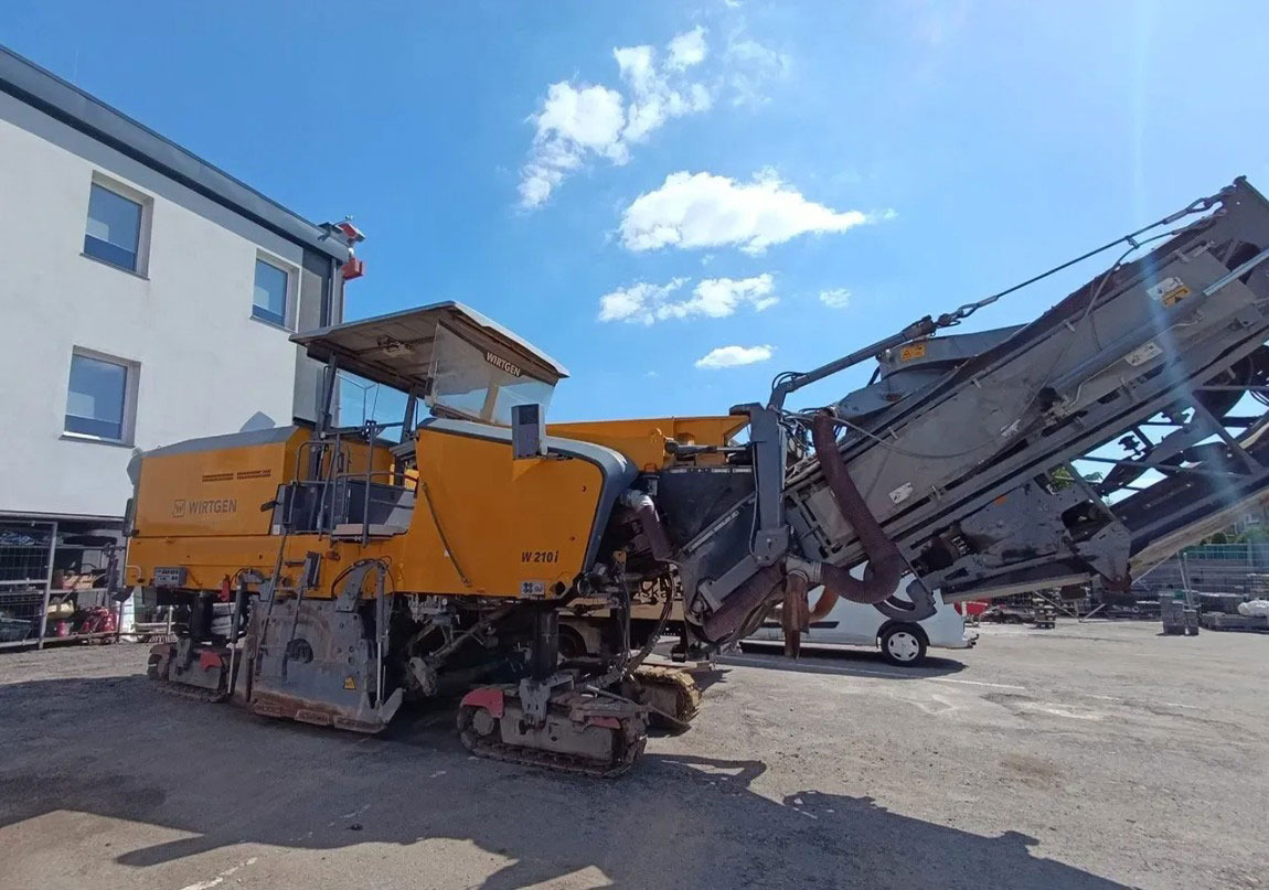 Wirtgen W 210 i - Asfalta frēze: foto 2 Wirtgen W 210 i - Asfalta frēze: foto 2