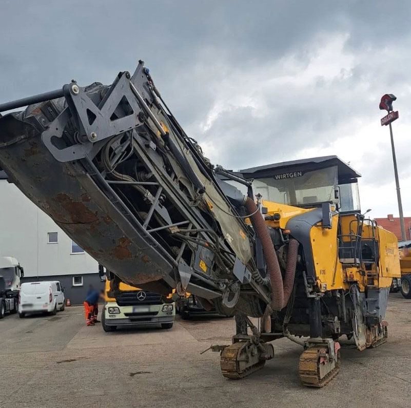 Wirtgen W 210 i - Asfalta frēze: foto 3 Wirtgen W 210 i - Asfalta frēze: foto 3
