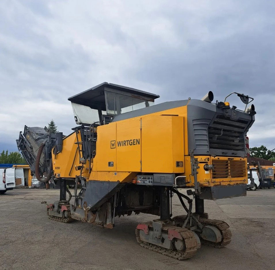Wirtgen W 210 i - Asfalta frēze: foto 4 Wirtgen W 210 i - Asfalta frēze: foto 4