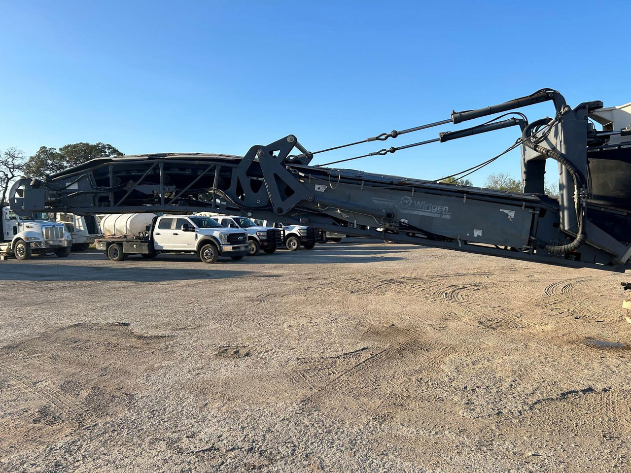 Wirtgen W 220 - Asfalta frēze: foto 5 Wirtgen W 220 - Asfalta frēze: foto 5