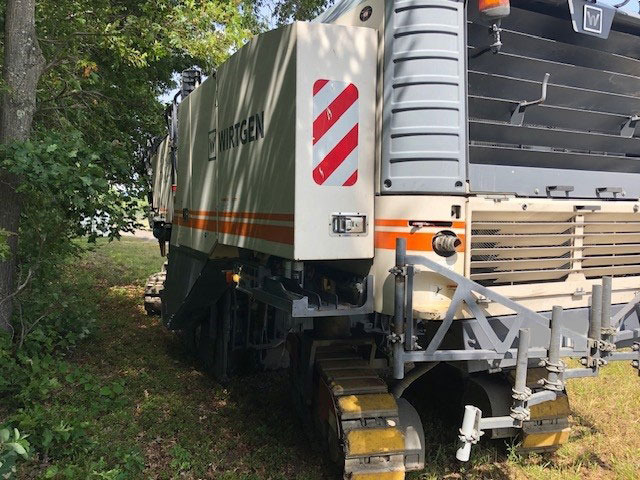 Wirtgen W 220 I - Asfalta frēze: foto 4 Wirtgen W 220 I - Asfalta frēze: foto 4