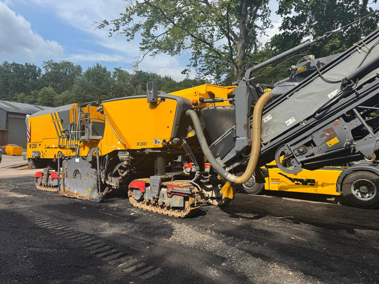 Wirtgen W 250 I - Asfalta frēze: foto 3 Wirtgen W 250 I - Asfalta frēze: foto 3