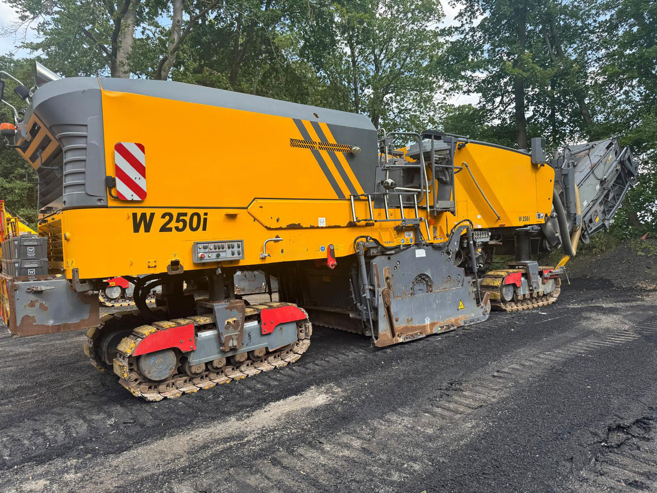 Wirtgen W 250 I - Asfalta frēze: foto 2 Wirtgen W 250 I - Asfalta frēze: foto 2