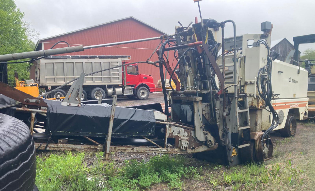 Wirtgen W 600 DC - Asfalta frēze: foto 3 Wirtgen W 600 DC - Asfalta frēze: foto 3