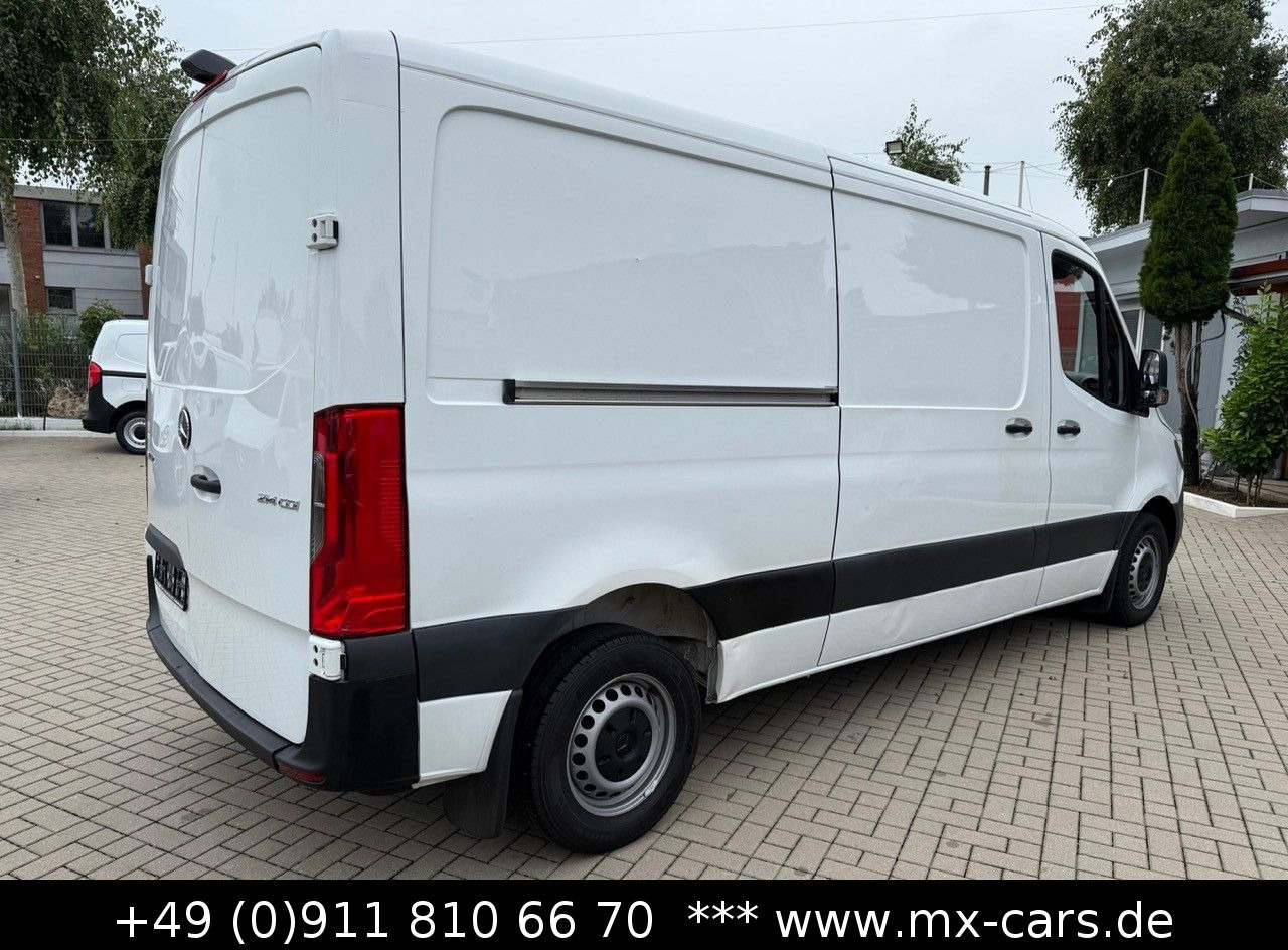 Mercedes-Benz Sprinter 214 CDi L2H1 Klima Kamera No. 314-16 - Mazs furgons: foto 5 Mercedes-Benz Sprinter 214 CDi L2H1 Klima Kamera No. 314-16 - Mazs furgons: foto 5