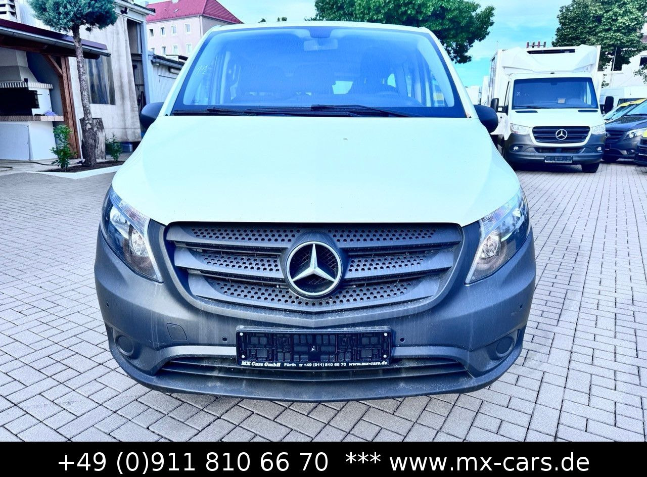Mercedes-Benz Vito 110 CDi Tourer extralang 9 Sitze Bus Klima - Pasažieru furgons: foto 2 Mercedes-Benz Vito 110 CDi Tourer extralang 9 Sitze Bus Klima - Pasažieru furgons: foto 2