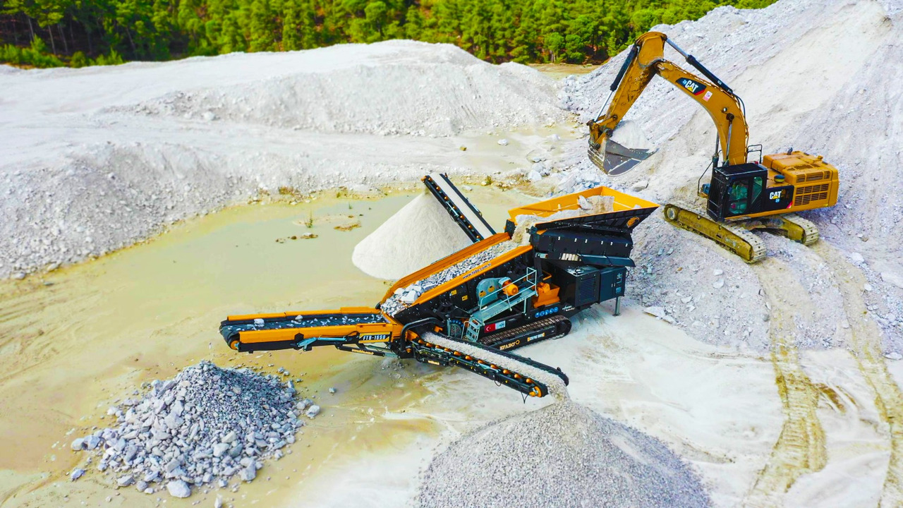 FABO MOBILE CRUSHING PLANT - Kalnrūpniecības mašīna: foto 1 FABO MOBILE CRUSHING PLANT - Kalnrūpniecības mašīna: foto 1