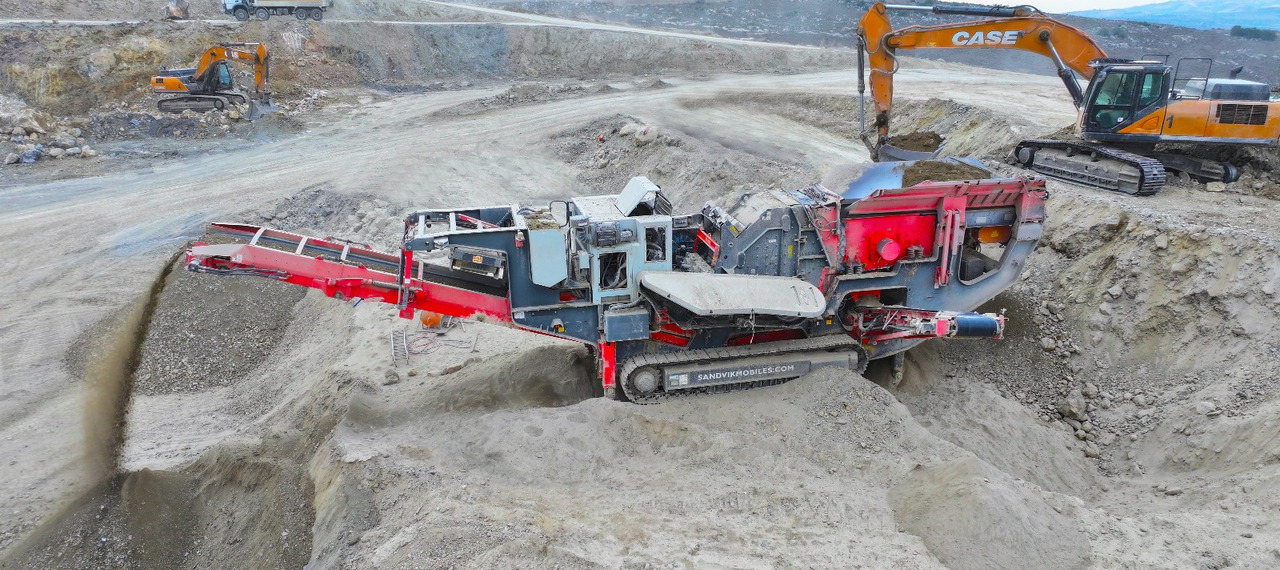 FABO Mobile crusher - Mobilais drupinātājs: foto 1 FABO Mobile crusher - Mobilais drupinātājs: foto 1