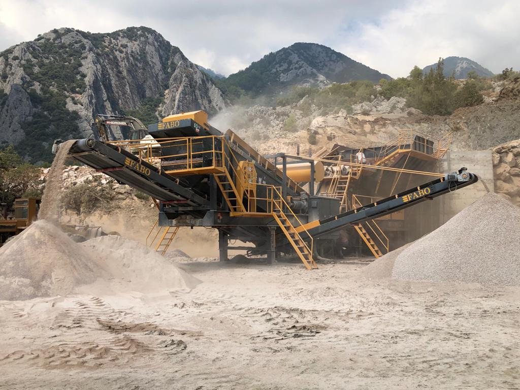 FABO Mobile crusher - Mobilais drupinātājs: foto 4 FABO Mobile crusher - Mobilais drupinātājs: foto 4