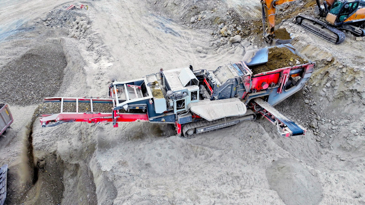 FABO Mobile crusher - Mobilais drupinātājs: foto 3 FABO Mobile crusher - Mobilais drupinātājs: foto 3