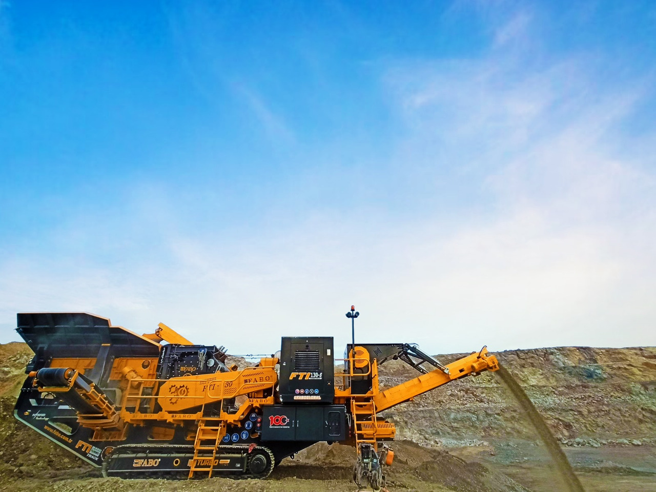 FABO Mobile crusher - Mobilais drupinātājs: foto 4 FABO Mobile crusher - Mobilais drupinātājs: foto 4