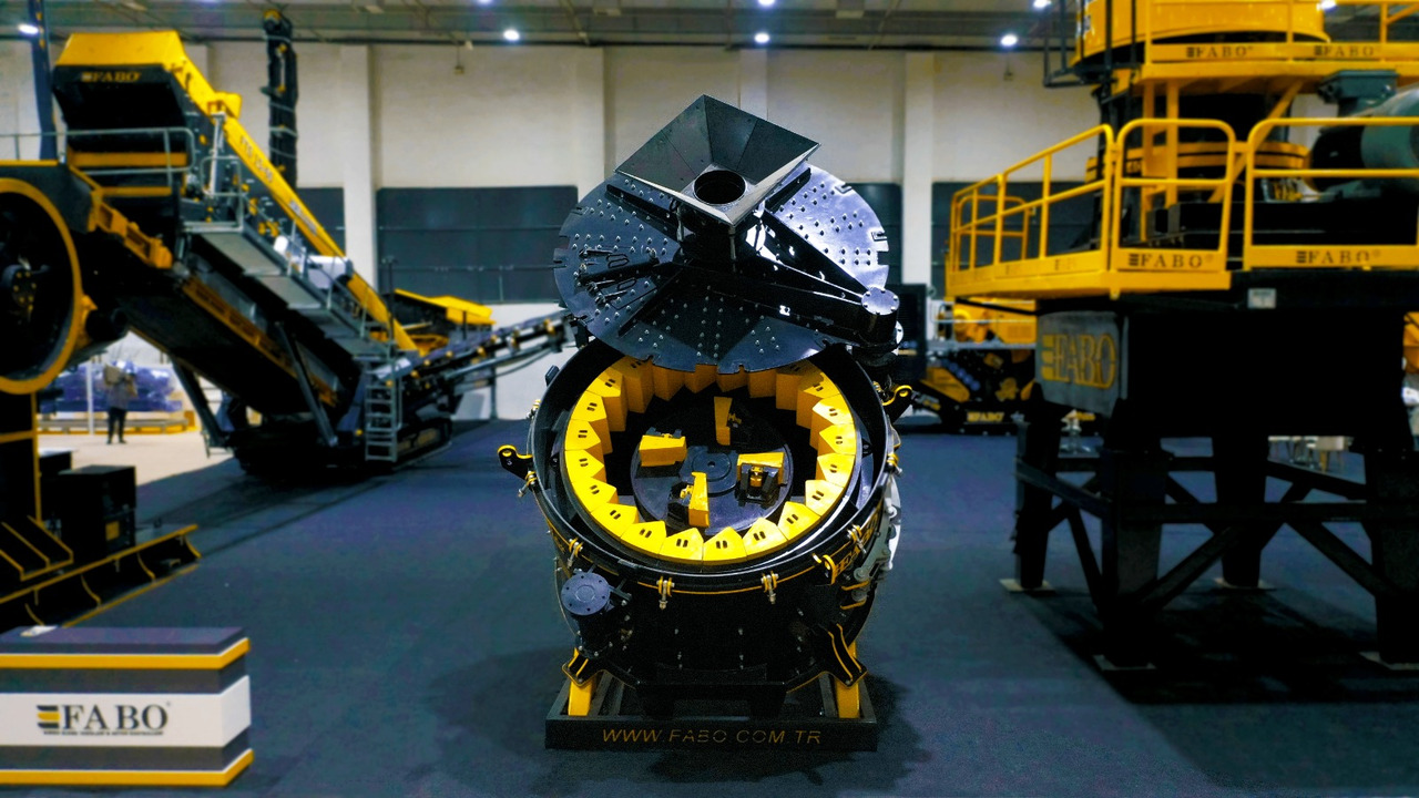 FABO impact crusher - Trieciena drupinātājs: foto 1 FABO impact crusher - Trieciena drupinātājs: foto 1