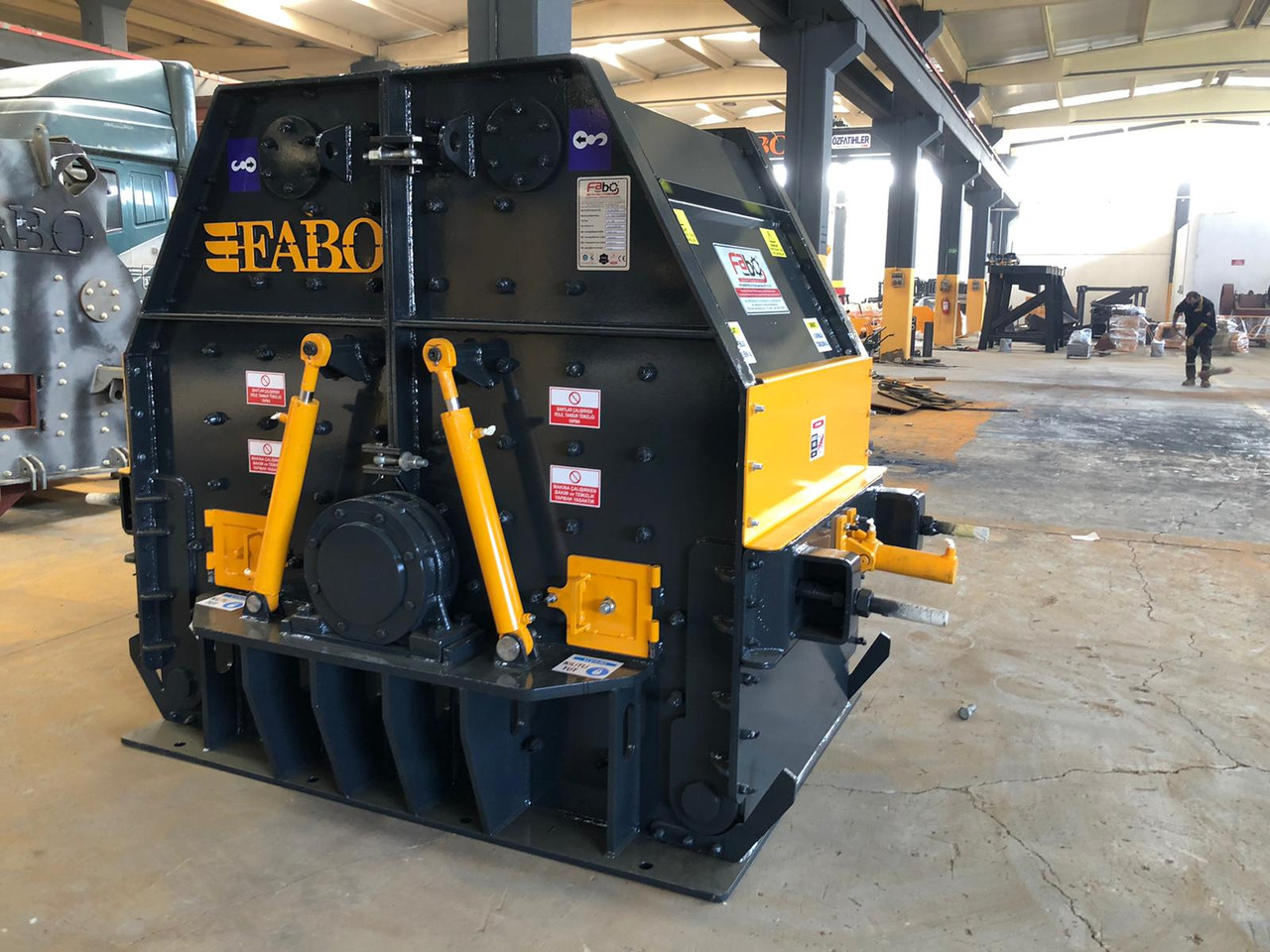 FABO impact crusher - Trieciena drupinātājs: foto 2 FABO impact crusher - Trieciena drupinātājs: foto 2