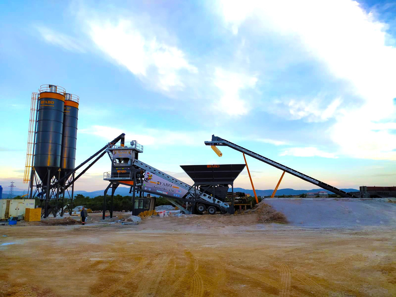 FABO mobile concrete batching plant - Betona rūpnīca: foto 5 FABO mobile concrete batching plant - Betona rūpnīca: foto 5