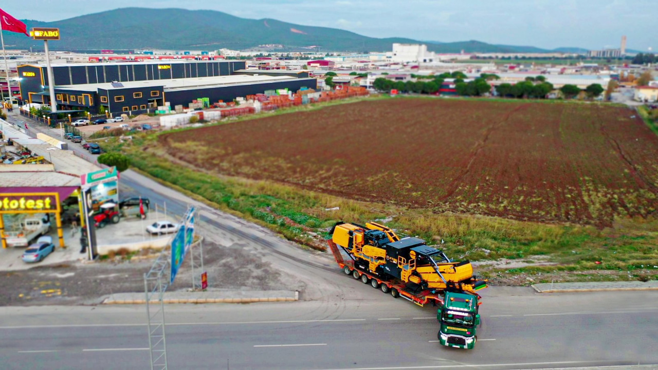 FABO mobile impact crusher - Trieciena drupinātājs: foto 3 FABO mobile impact crusher - Trieciena drupinātājs: foto 3