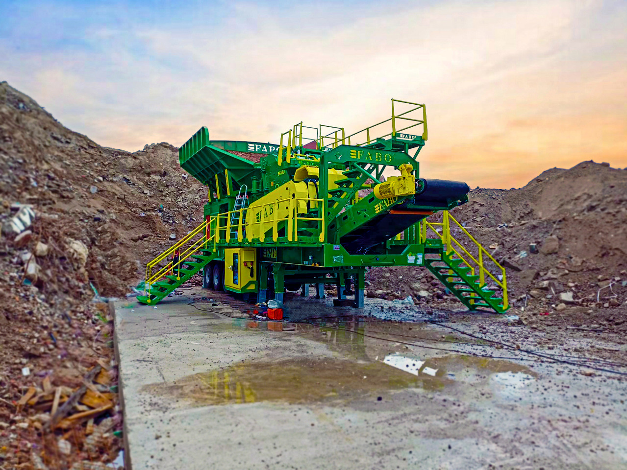 FABO mobile impact crusher - Trieciena drupinātājs: foto 4 FABO mobile impact crusher - Trieciena drupinātājs: foto 4