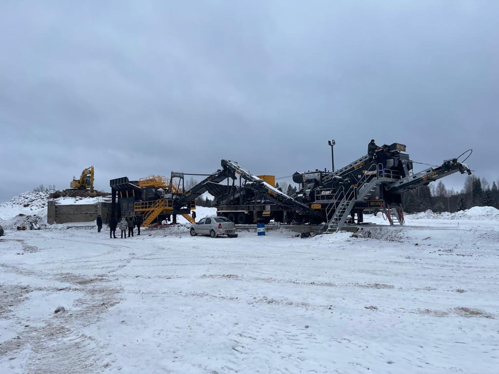 Jaunā Žokļu drupinātājs FABO mobile jaw crusher: foto 13