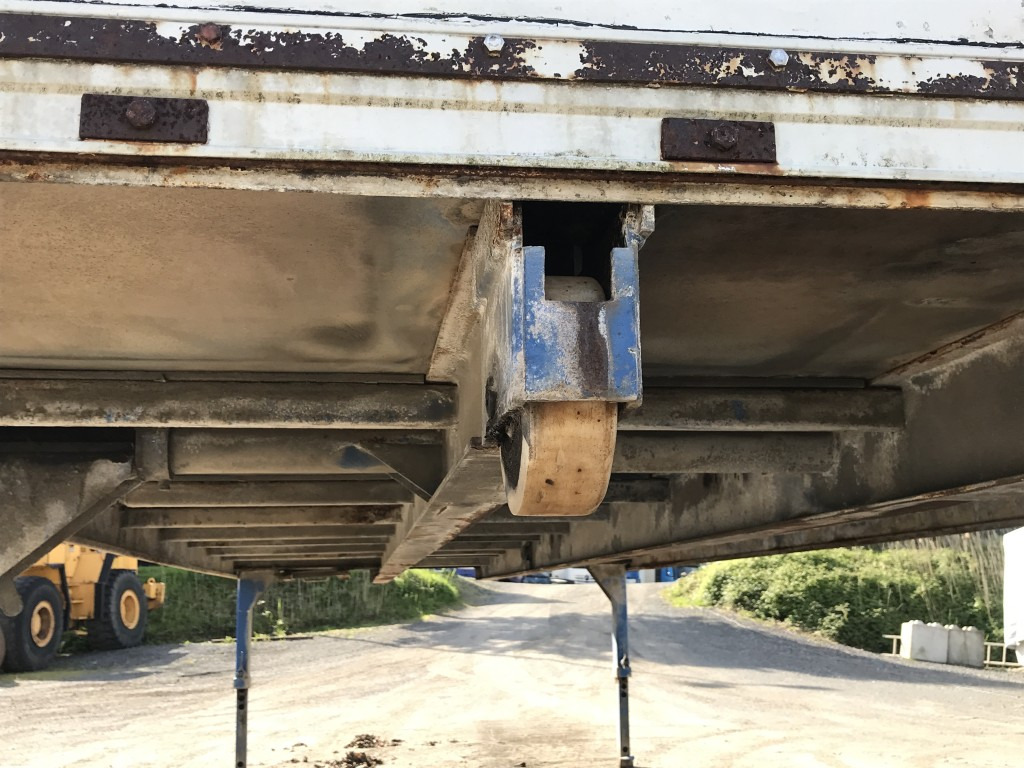 Maināmā virsbūve - furgons ACKERMANN-FRUEHAUF AWL - KOFFER AWL-Koffer mit Seitentür 7 m: foto 16