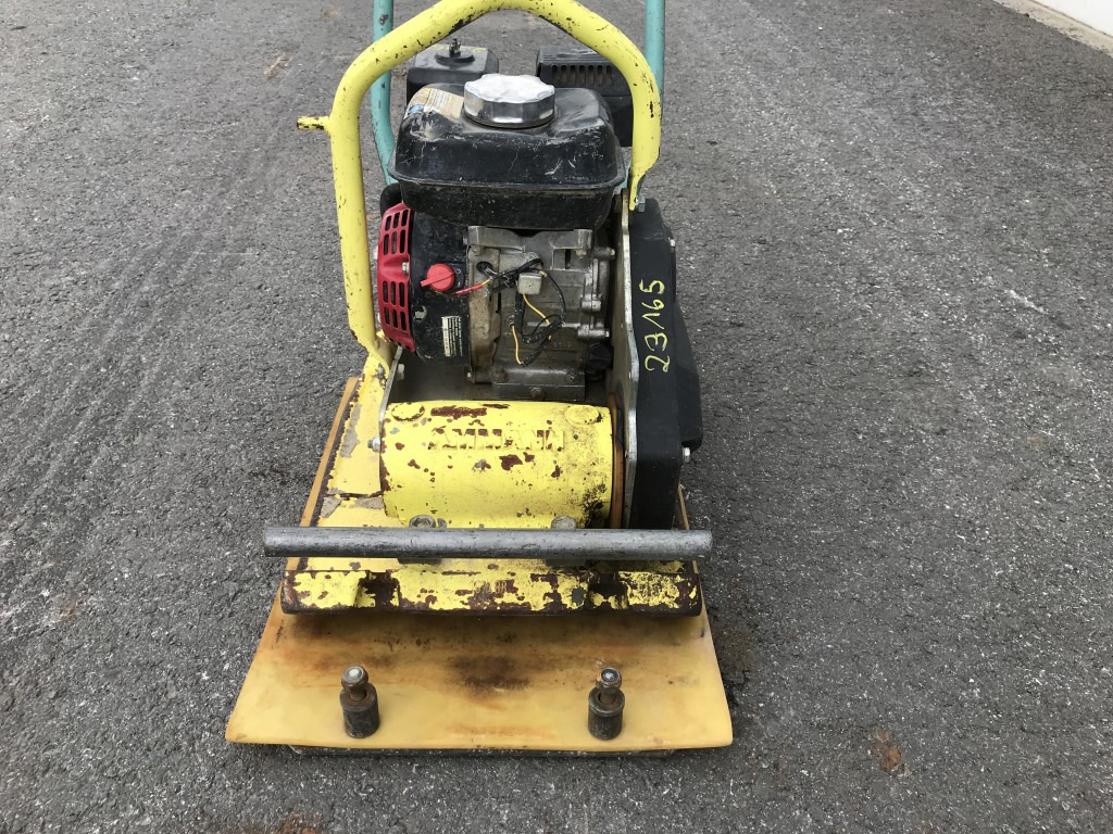 Ammann Rüttelplatte AVP 1240 Gummimatte - Vibrobliete: foto 5 Ammann Rüttelplatte AVP 1240 Gummimatte - Vibrobliete: foto 5