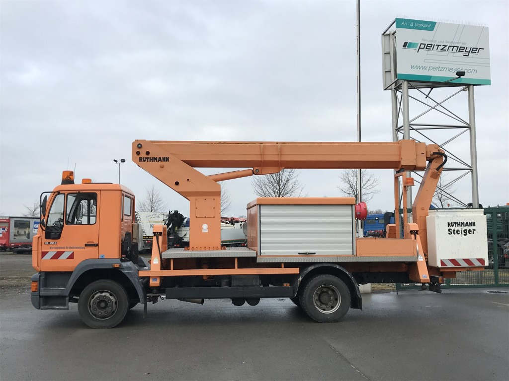 Autopacēlājs MAN L75 14.224 BB Ruthmann Hubarbeitsbühne T 225: foto 7