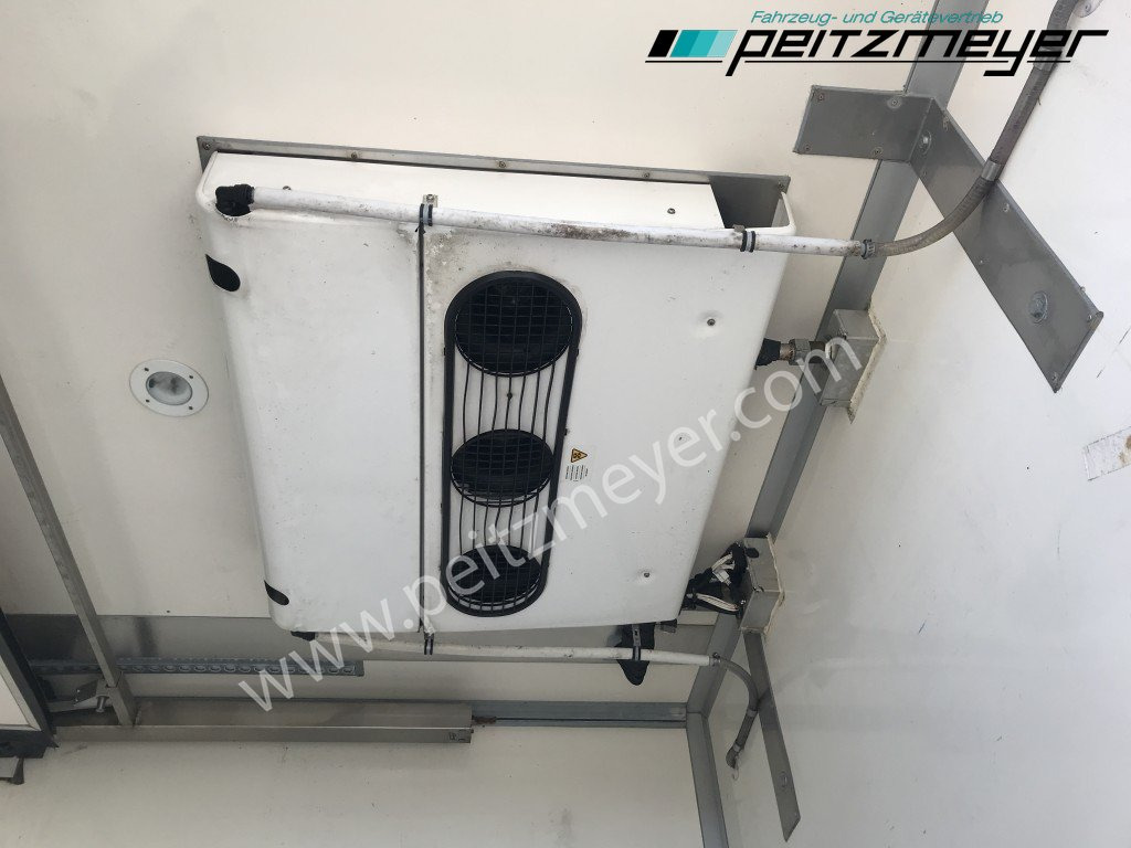 Kravas automašīna refrižerators MERCEDES-BENZ Atego 818 L Tiefkühlkoffer m. Trennwand, Thermok T 800, LBW: foto 26 Kravas automašīna refrižerators MERCEDES-BENZ Atego 818 L Tiefkühlkoffer m. Trennwand, Thermok T 800, LBW: foto 26