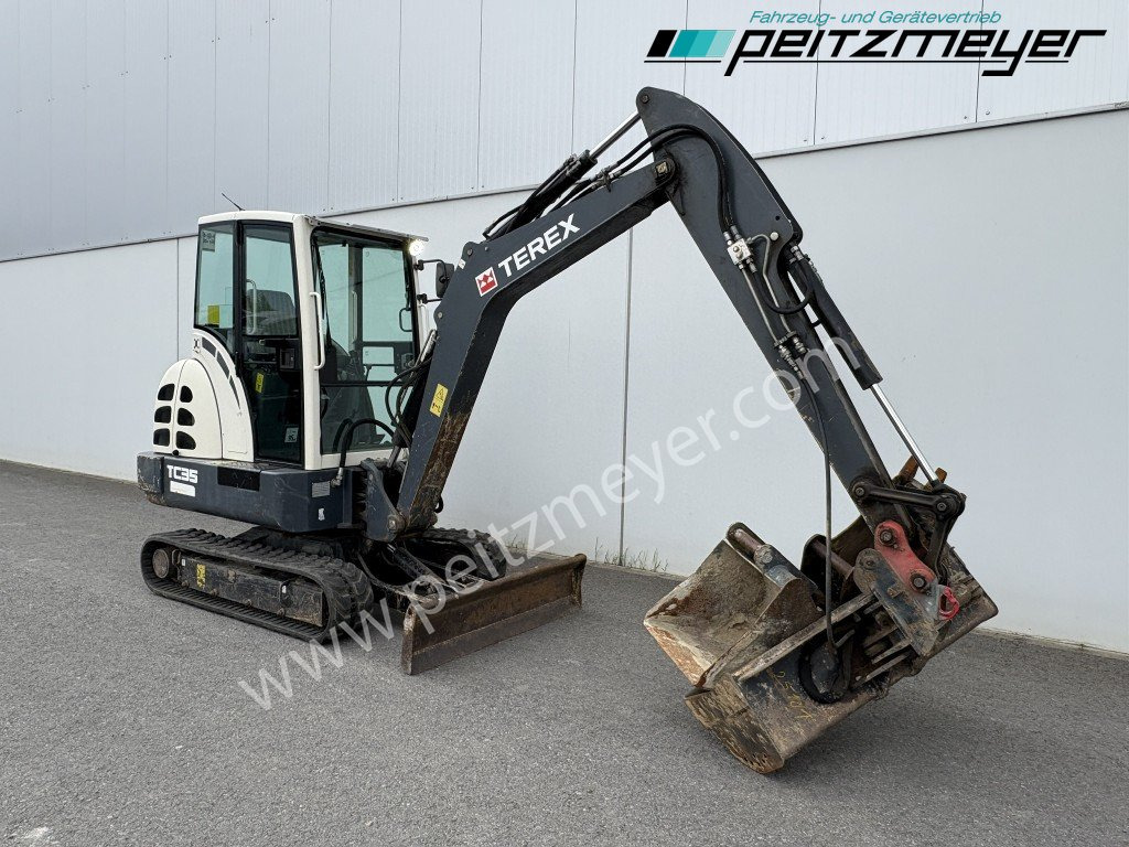 TEREX MINIBAGGER TC 35 mit hydr. Schwenklöffel 1.300 mm - Mini-ekskavators: foto 2 TEREX MINIBAGGER TC 35 mit hydr. Schwenklöffel 1.300 mm - Mini-ekskavators: foto 2