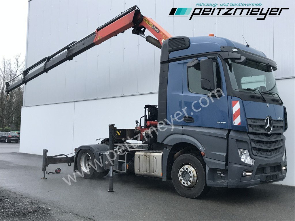 MERCEDES-BENZ Actros 1843 LS Kran Palfinger PK 23002 4 Punkt Abstützung - Vilcējs: foto 3 MERCEDES-BENZ Actros 1843 LS Kran Palfinger PK 23002 4 Punkt Abstützung - Vilcējs: foto 3