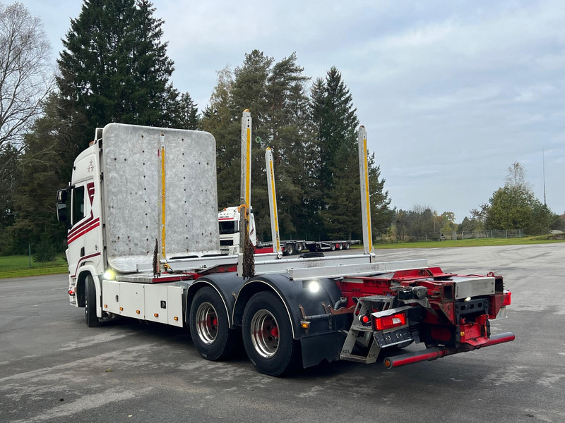 Scania R730 B6X4NB - Kokvedējs, Kravas auto ar manipulatoru: foto 4 Scania R730 B6X4NB - Kokvedējs, Kravas auto ar manipulatoru: foto 4