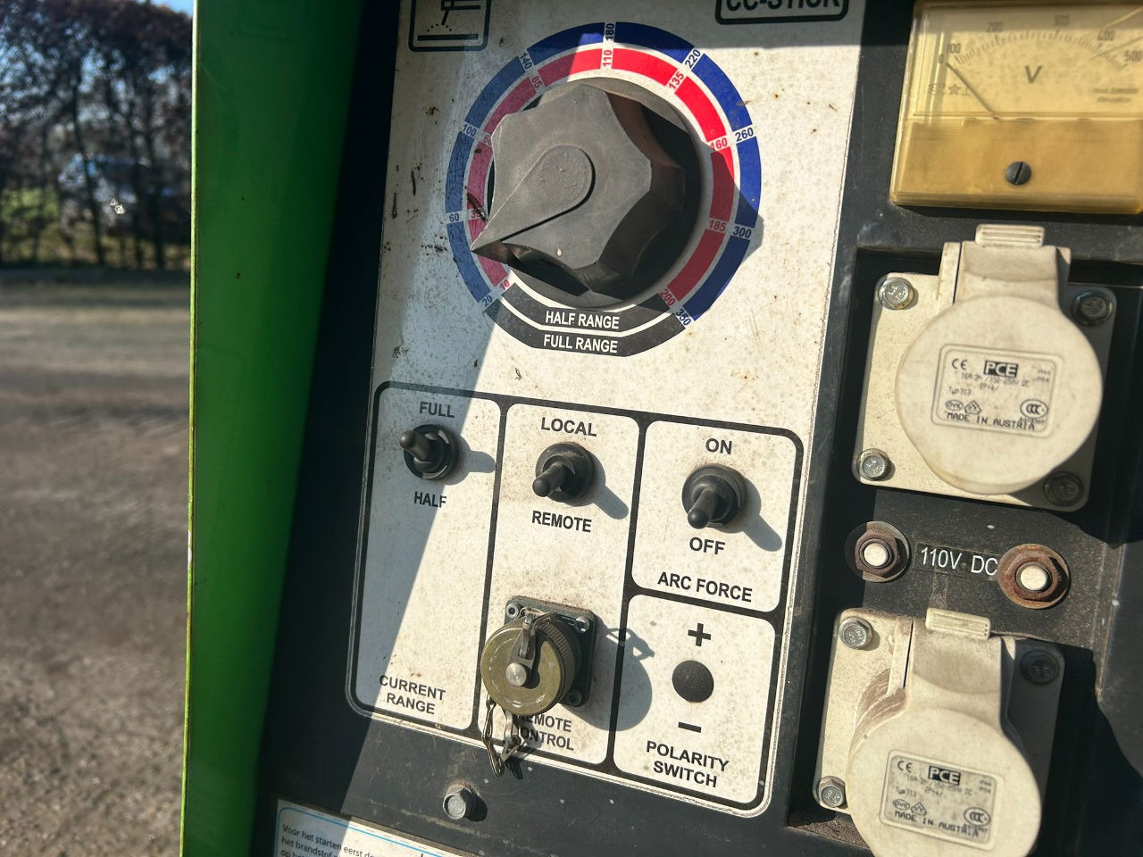 Boxer Mosa 12 kva Te huur Mosa aggregaat TS 350 X 12 kva - Elektroģenerators: foto 5 Boxer Mosa 12 kva Te huur Mosa aggregaat TS 350 X 12 kva - Elektroģenerators: foto 5