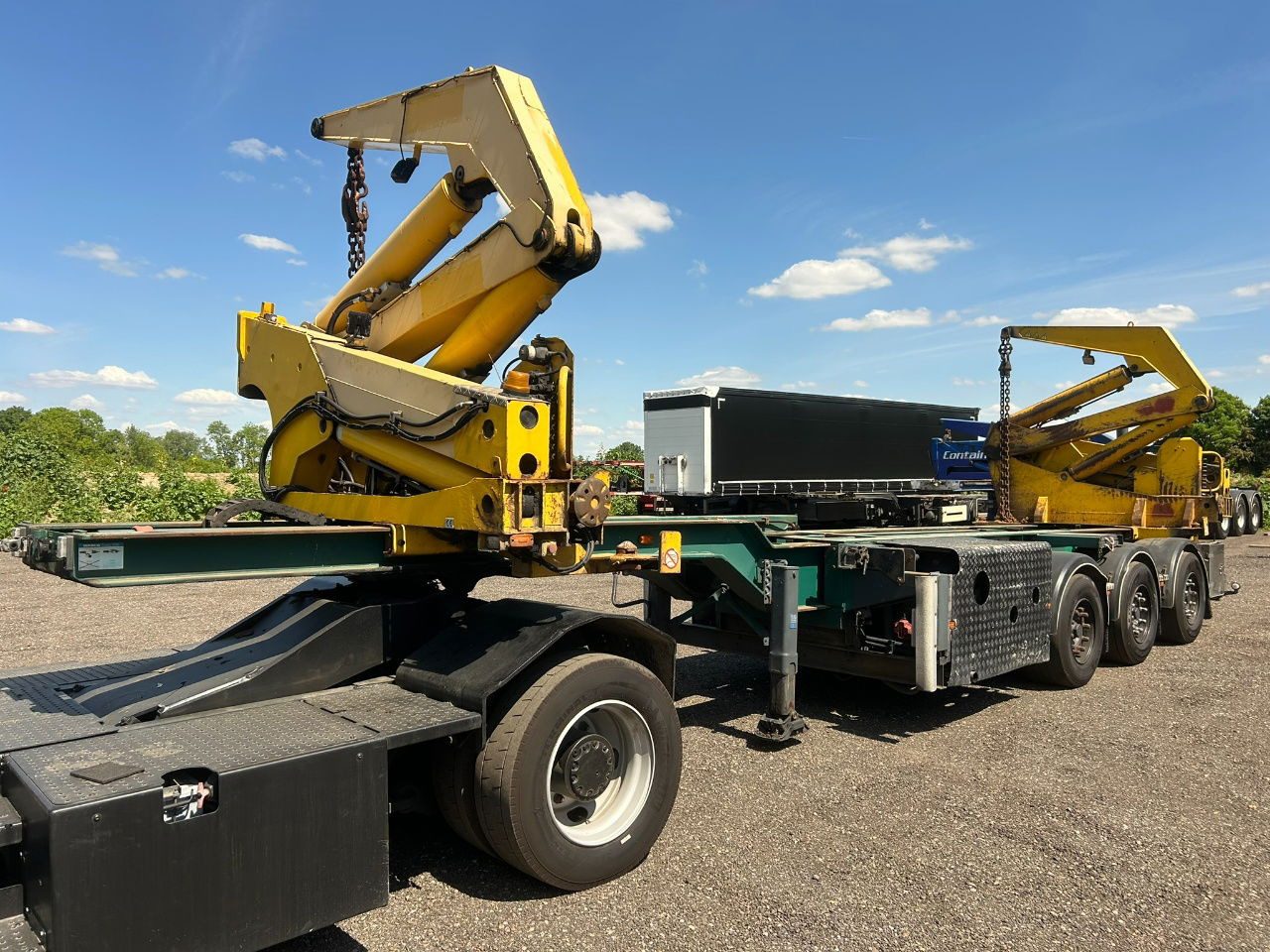 Hammar 195 HC / 20 ft, 2 x 20 ft 40 ft HC, power pack Diesel, Wireless controller 2 x, telescopic chassis - Puspiekabe noņemamā virsbūve/ Konteineru vedējs: foto 1 Hammar 195 HC / 20 ft, 2 x 20 ft 40 ft HC, power pack Diesel, Wireless controller 2 x, telescopic chassis - Puspiekabe noņemamā virsbūve/ Konteineru vedējs: foto 1