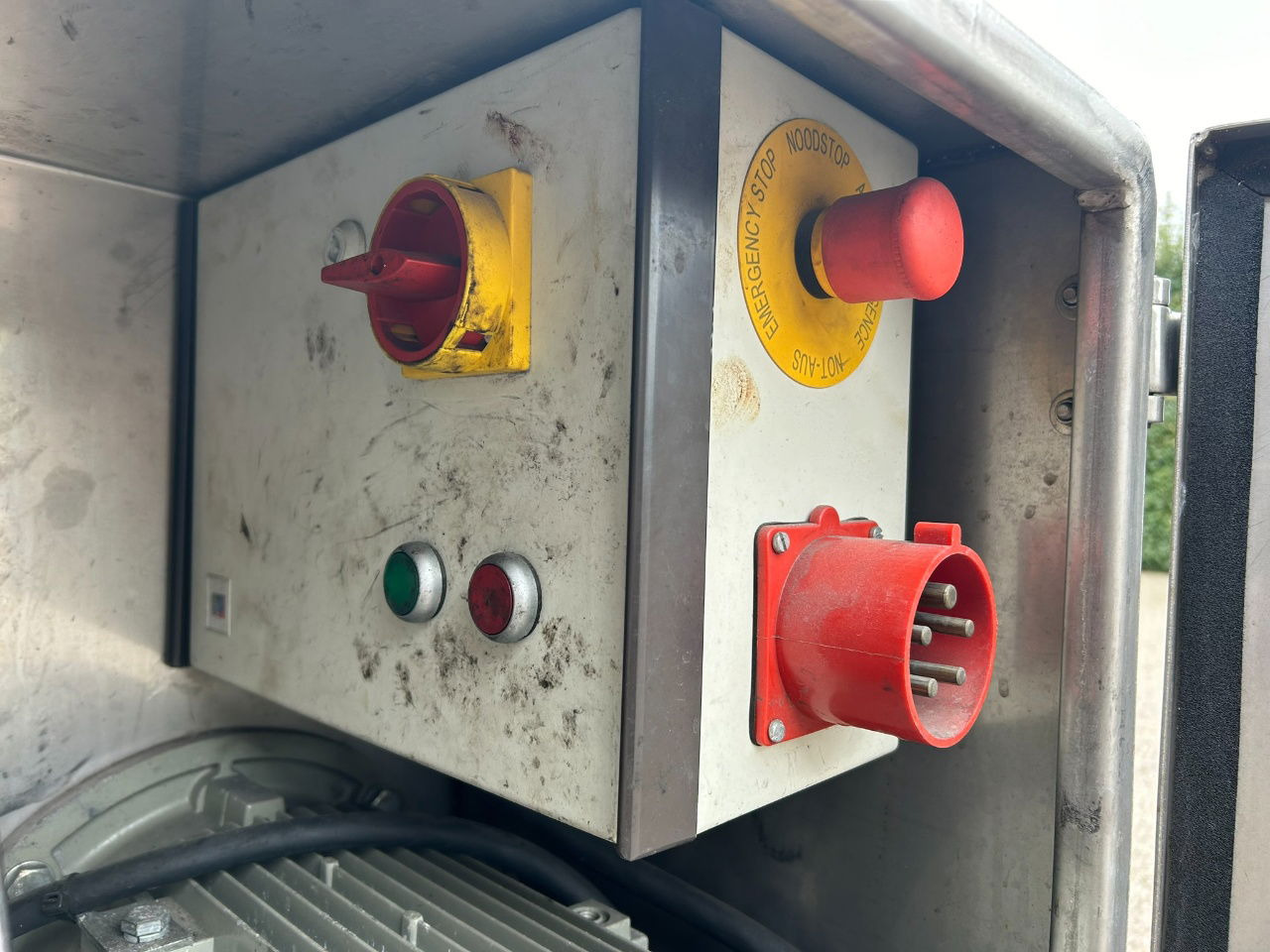 Onbekend electro Unit 380 v / Liquit compressor D 150 Agri/Food - Celtniecības maisītājs: foto 5 Onbekend electro Unit 380 v / Liquit compressor D 150 Agri/Food - Celtniecības maisītājs: foto 5