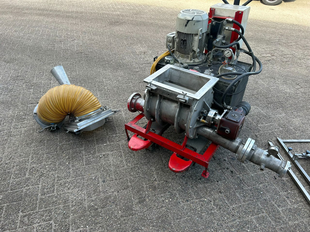 Overige mobile EBC rotory - electr/hydro unit zelf suport 380 v / agrarisch - Papildaprīkojums - Lauksaimniecības tehnika: foto 1 Overige mobile EBC rotory - electr/hydro unit zelf suport 380 v / agrarisch - Papildaprīkojums - Lauksaimniecības tehnika: foto 1