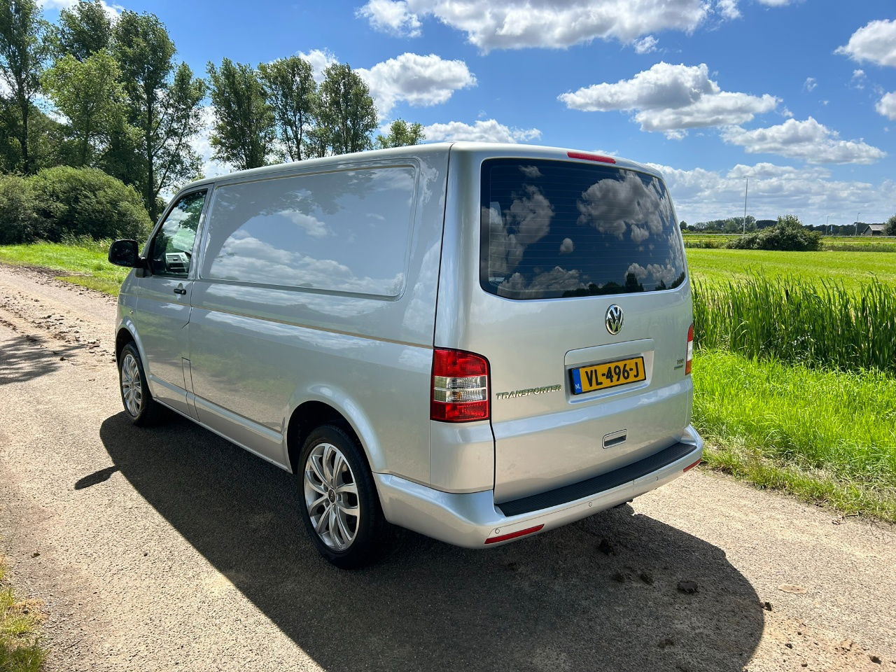 Volkswagen Transporter 2.0 TDI Bleumotion Technology L1 H1 114 PK apk 14-12-2024 Airco NL - Mazs furgons: foto 5 Volkswagen Transporter 2.0 TDI Bleumotion Technology L1 H1 114 PK apk 14-12-2024 Airco NL - Mazs furgons: foto 5
