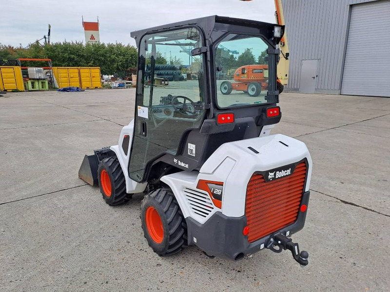 Bobcat L28 - Riteņu iekrāvējs: foto 2 Bobcat L28 - Riteņu iekrāvējs: foto 2