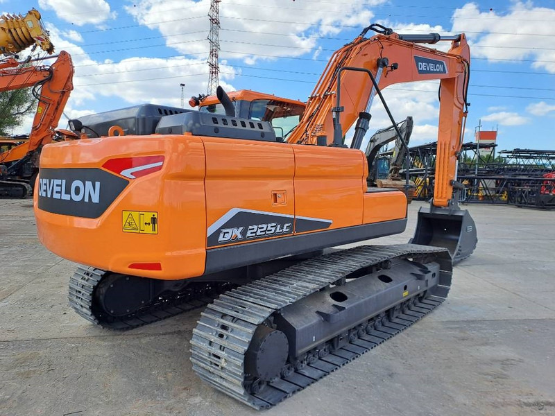 Develon DX225LC-7M - Kāpurķēžu ekskavators: foto 4 Develon DX225LC-7M - Kāpurķēžu ekskavators: foto 4
