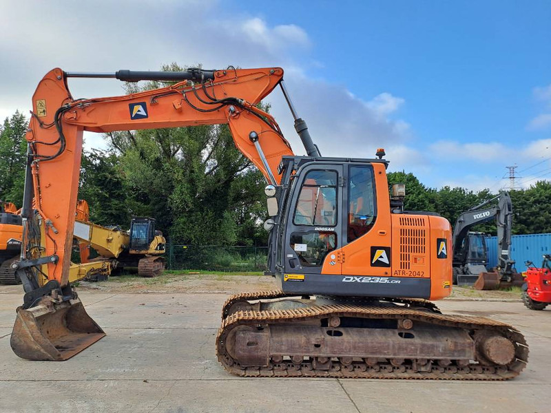 Doosan DX 235 LCR-5 - Kāpurķēžu ekskavators: foto 1 Doosan DX 235 LCR-5 - Kāpurķēžu ekskavators: foto 1