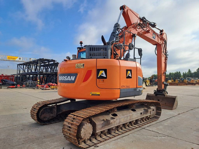 Doosan DX 235 LCR-5 - Kāpurķēžu ekskavators: foto 4 Doosan DX 235 LCR-5 - Kāpurķēžu ekskavators: foto 4