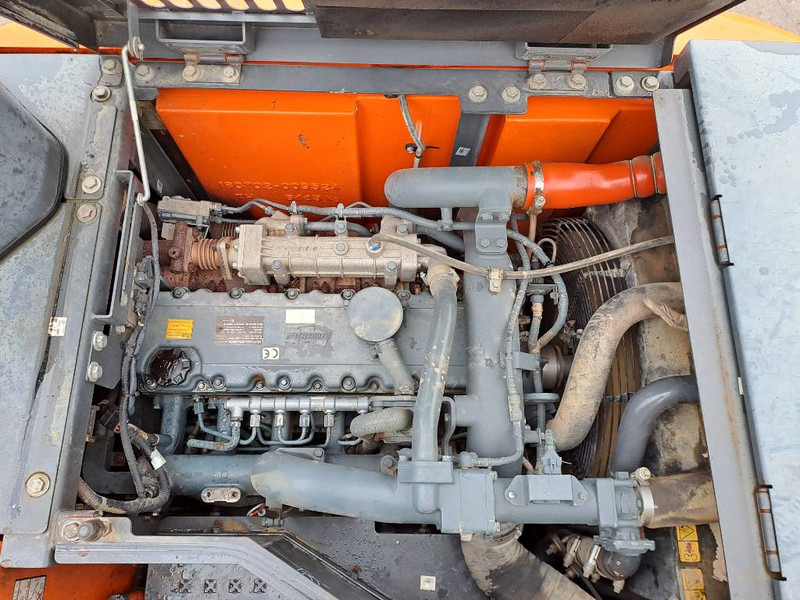 Kāpurķēžu ekskavators Doosan DX235LCR-5 (+ 3 Buckets): foto 17