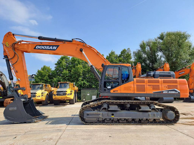 Doosan DX530LC-7M (2 pieces available) - Kāpurķēžu ekskavators: foto 1 Doosan DX530LC-7M (2 pieces available) - Kāpurķēžu ekskavators: foto 1