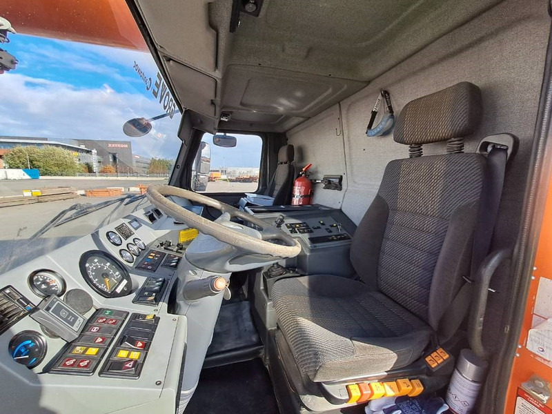 Visurgājējs celtnis Grove 4080-1: foto 8