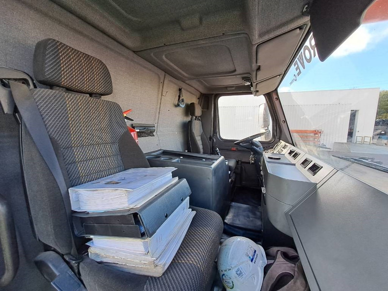 Visurgājējs celtnis Grove 4080-1: foto 14