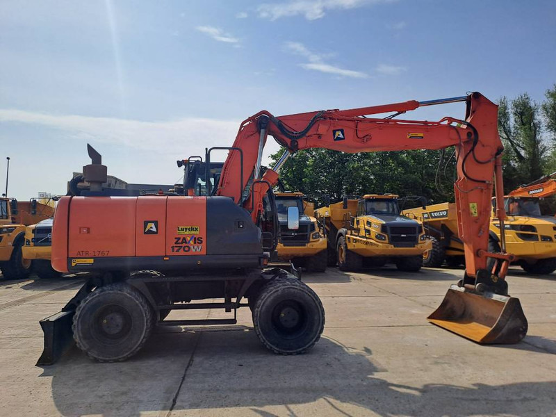 Hitachi ZX170W-5B - Riteņu ekskavators: foto 5 Hitachi ZX170W-5B - Riteņu ekskavators: foto 5