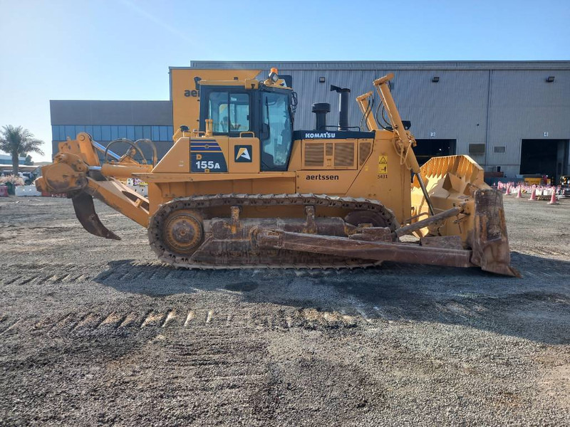 Komatsu D155A-6R (4 pieces available - Abu Dhabi) - Buldozers: foto 3 Komatsu D155A-6R (4 pieces available - Abu Dhabi) - Buldozers: foto 3
