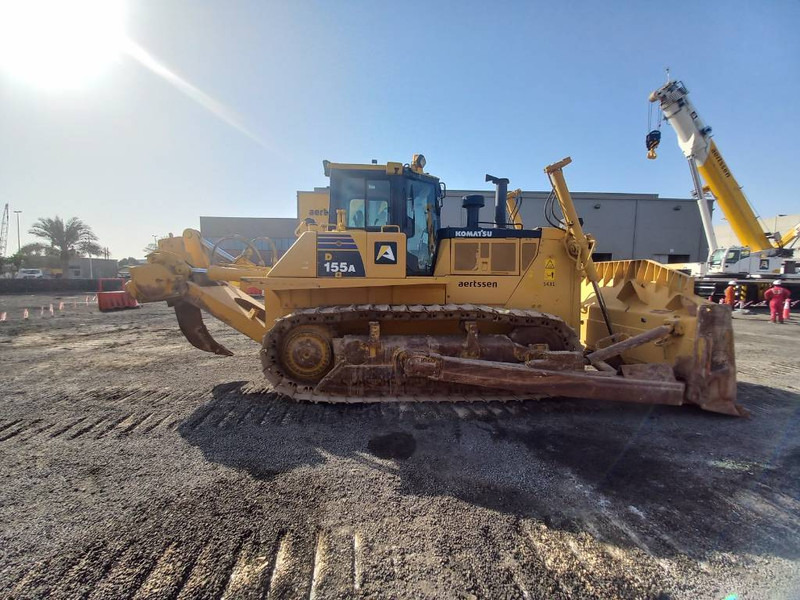 Komatsu D155A-6R (4 pieces available - Abu Dhabi) - Buldozers: foto 4 Komatsu D155A-6R (4 pieces available - Abu Dhabi) - Buldozers: foto 4